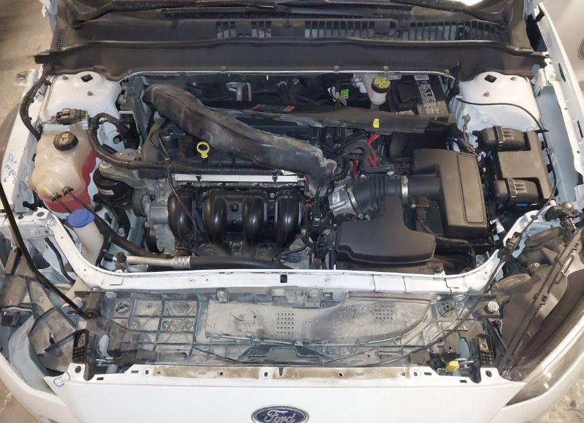 Photo 10 of 2019 Ford Fusion S (VIN 3FA6P0G77KR278217)