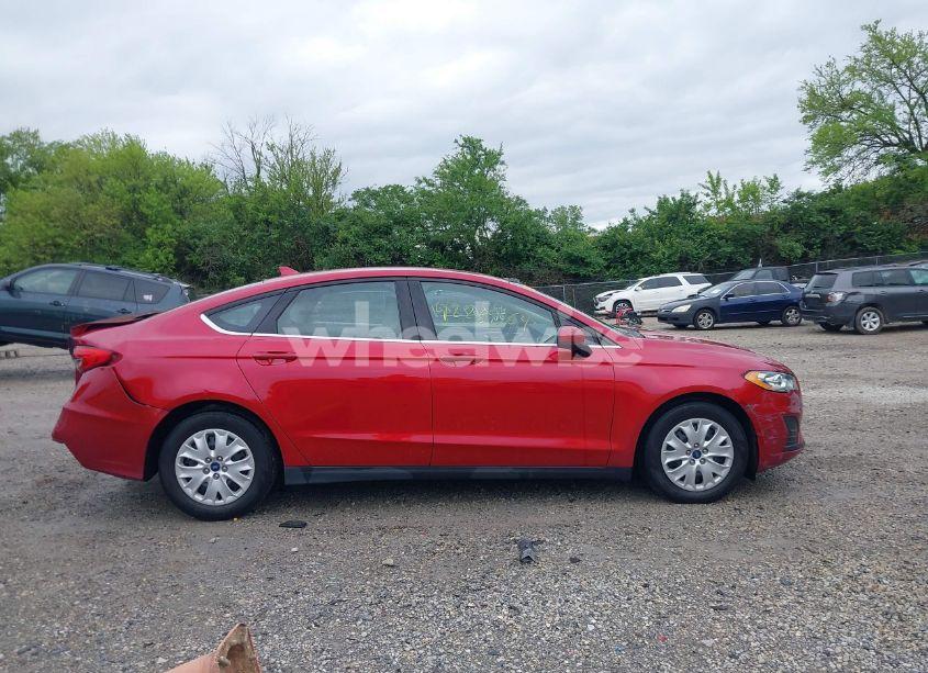 Photo 13 of 2020 Ford Fusion S (VIN 3FA6P0G77LR110627)
