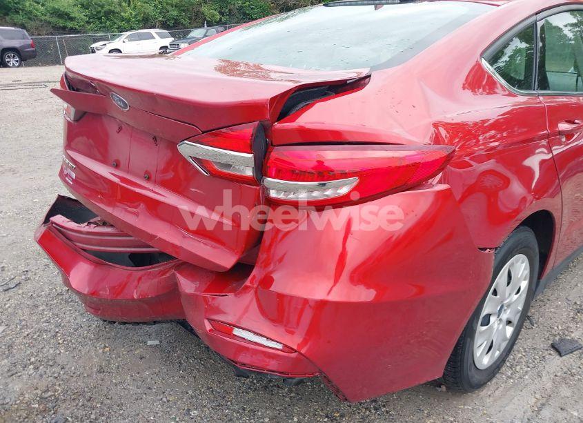 Photo 17 of 2020 Ford Fusion S (VIN 3FA6P0G77LR110627)