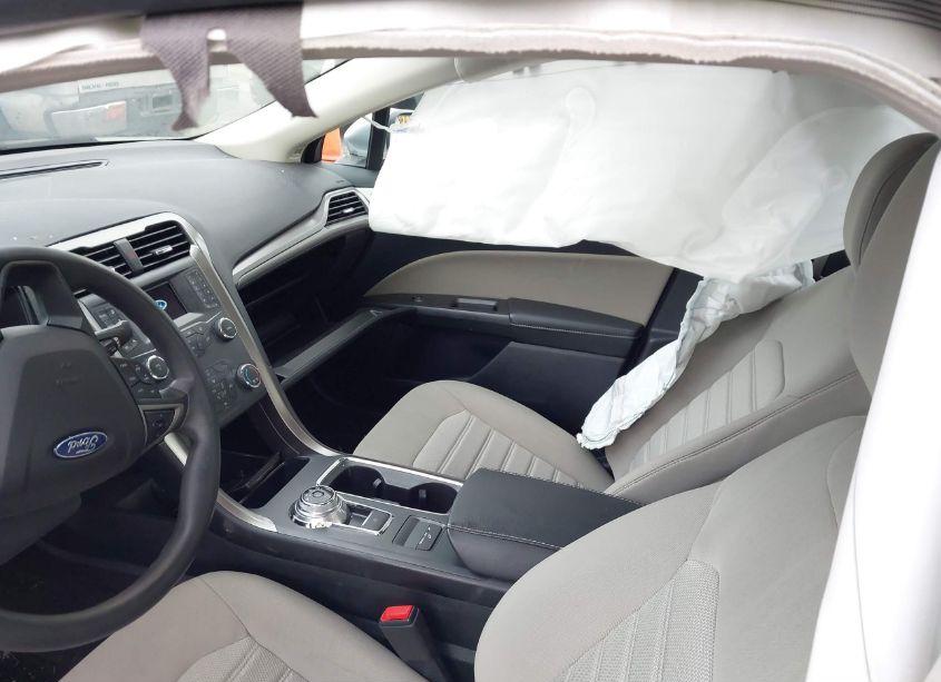 Photo 5 of 2020 Ford Fusion S (VIN 3FA6P0G77LR248300)