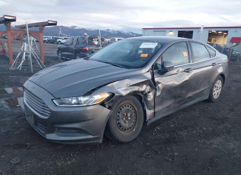 Photo 2 of 2013 Ford Fusion S (VIN 3FA6P0G78DR216442)