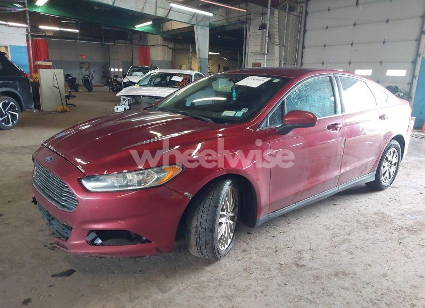 Photo 2 of 2013 Ford Fusion S (VIN 3FA6P0G78DR316637)