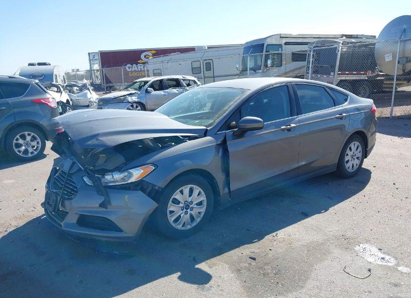 Photo 2 of 2013 Ford Fusion S (VIN 3FA6P0G78DR319666)