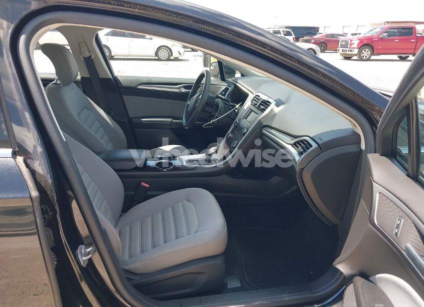 Photo 5 of 2014 Ford Fusion S (VIN 3FA6P0G78ER138004)