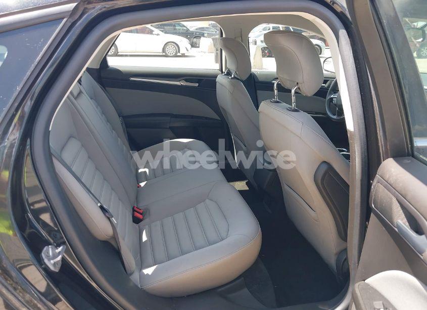 Photo 8 of 2014 Ford Fusion S (VIN 3FA6P0G78ER138004)