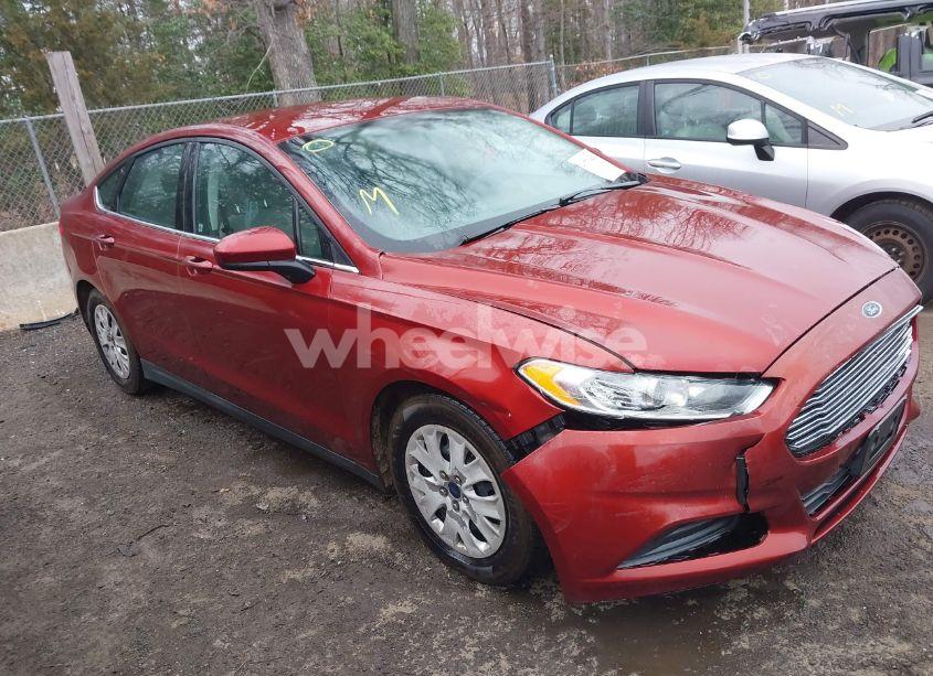 2014 Ford Fusion S (VIN 3FA6P0G78ER252746) main photo