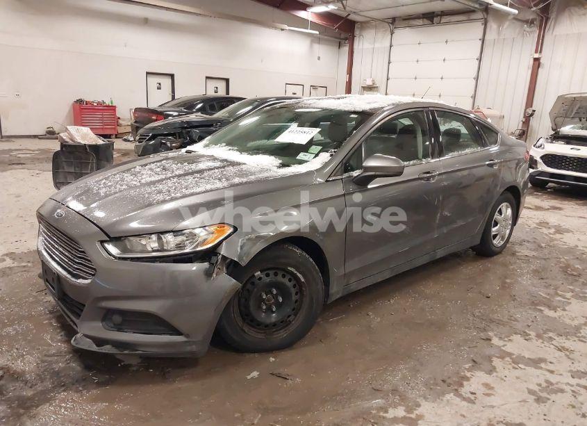 Photo 2 of 2014 Ford Fusion S (VIN 3FA6P0G78ER316302)