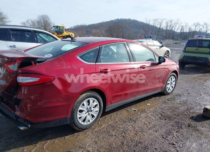 Photo 4 of 2014 Ford Fusion S (VIN 3FA6P0G78ER352099)