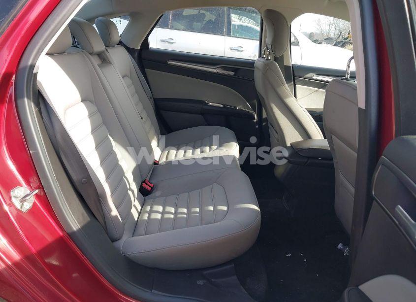 Photo 8 of 2014 Ford Fusion S (VIN 3FA6P0G78ER352099)