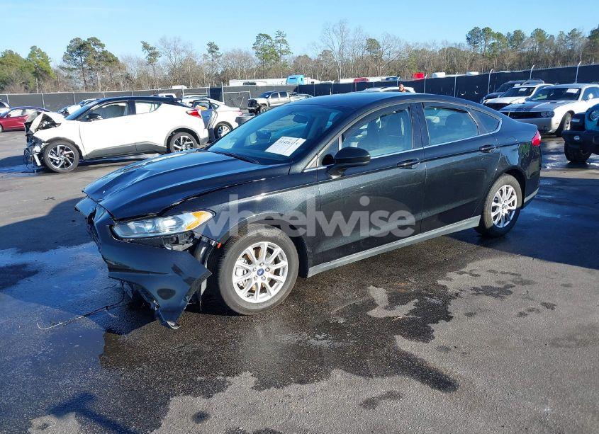 Photo 2 of 2015 Ford Fusion S (VIN 3FA6P0G78FR132480)