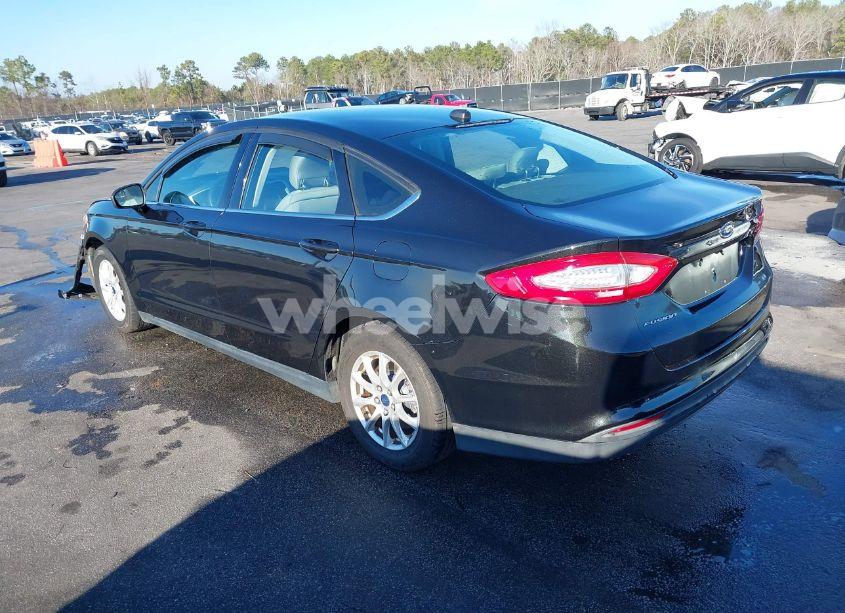 Photo 3 of 2015 Ford Fusion S (VIN 3FA6P0G78FR132480)
