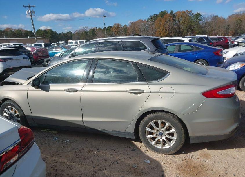 Photo 15 of 2015 Ford Fusion S (VIN 3FA6P0G78FR274151)