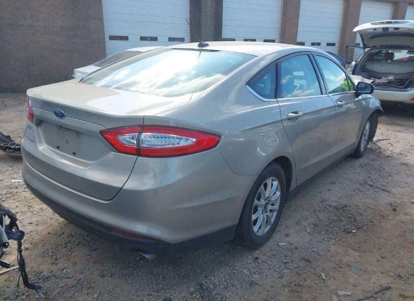 Photo 4 of 2015 Ford Fusion S (VIN 3FA6P0G78FR274151)