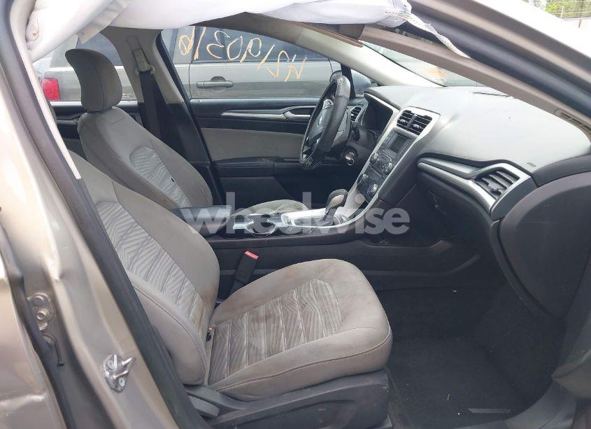 Photo 5 of 2016 Ford Fusion S (VIN 3FA6P0G78GR100968)