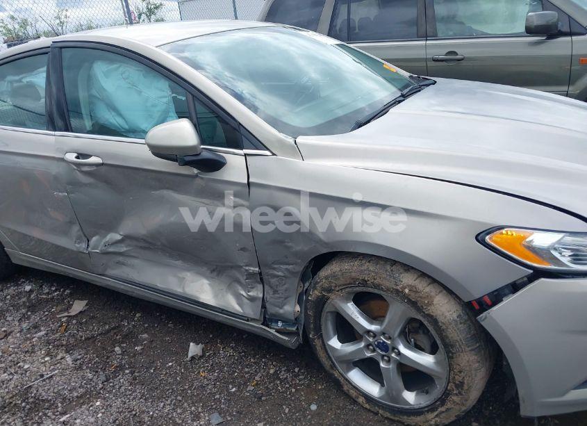 Photo 6 of 2016 Ford Fusion S (VIN 3FA6P0G78GR100968)