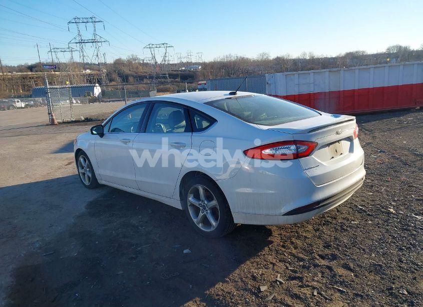 Photo 3 of 2016 Ford Fusion S (VIN 3FA6P0G78GR108973)