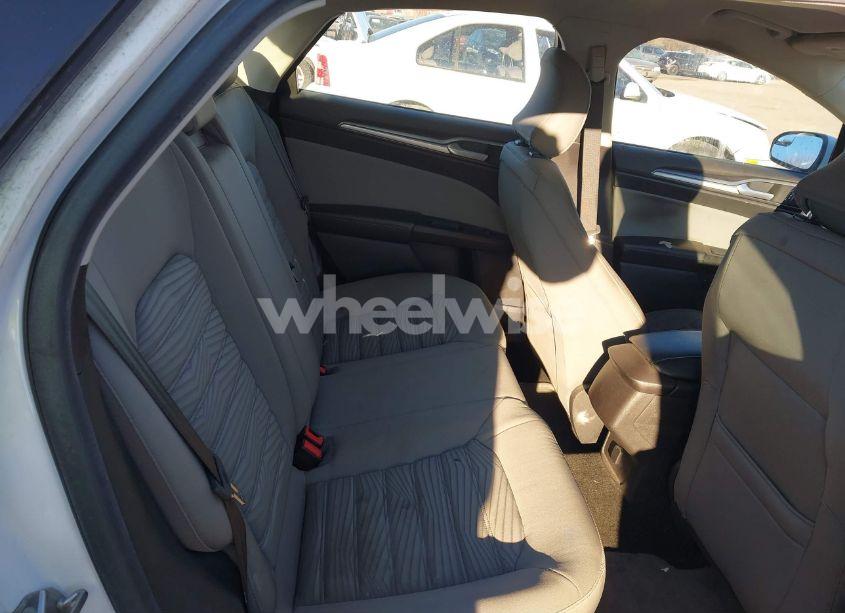 Photo 8 of 2016 Ford Fusion S (VIN 3FA6P0G78GR108973)