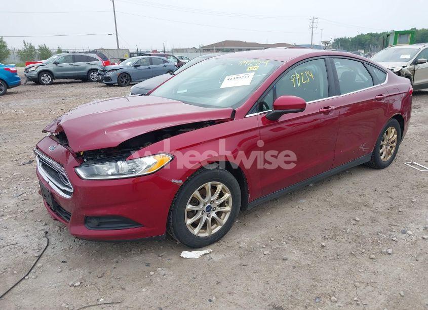 Photo 2 of 2016 Ford Fusion S (VIN 3FA6P0G78GR131105)