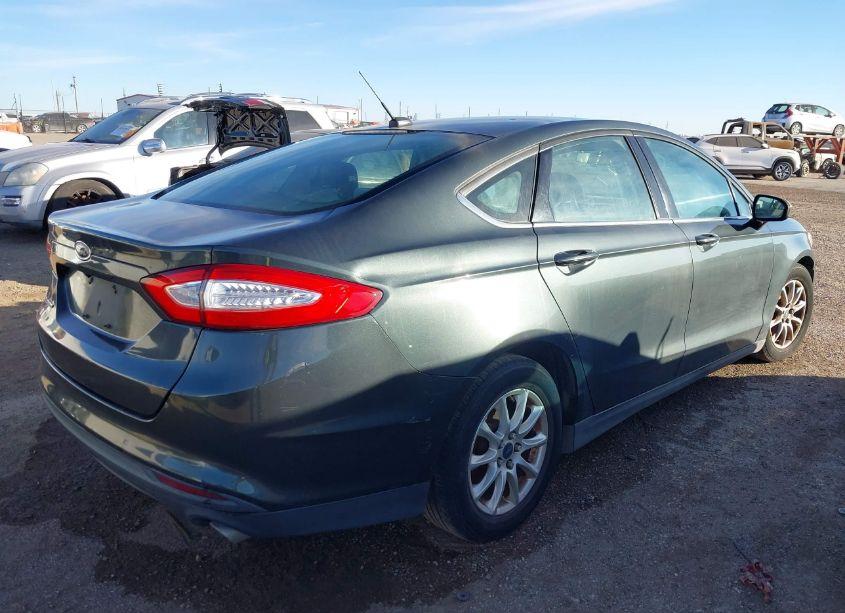 Photo 4 of 2016 Ford Fusion S (VIN 3FA6P0G78GR133565)
