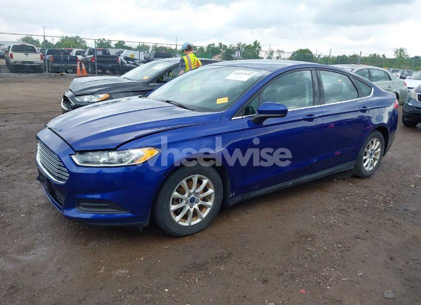 Photo 2 of 2016 Ford Fusion S (VIN 3FA6P0G78GR164251)