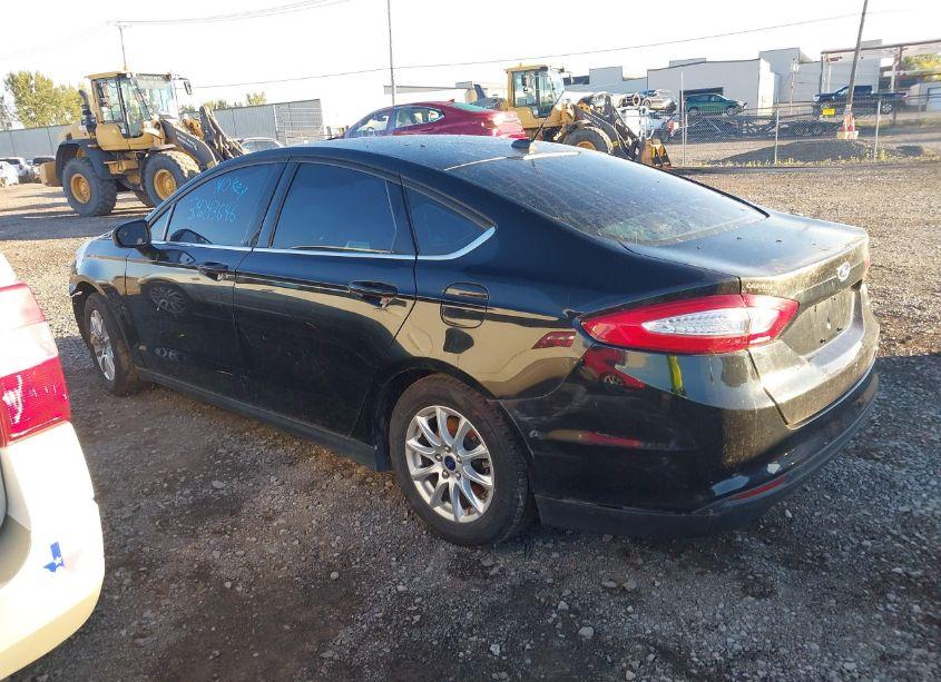Photo 3 of 2016 Ford Fusion S (VIN 3FA6P0G78GR338433)