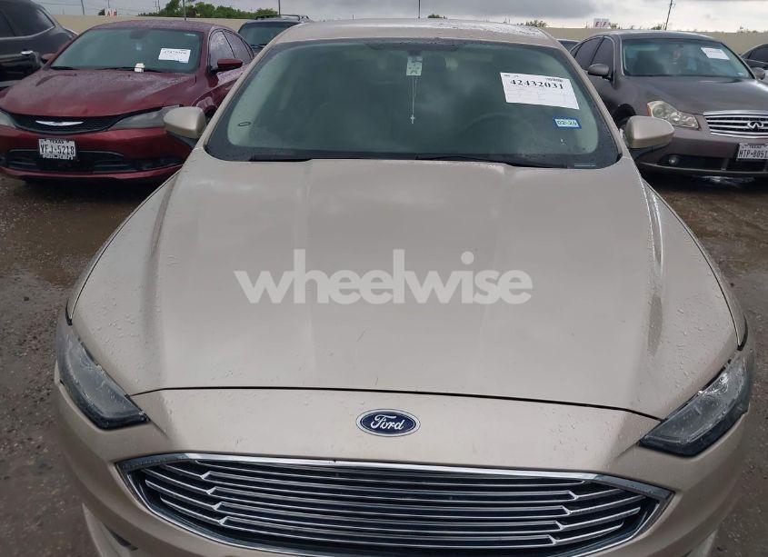 Photo 10 of 2017 Ford Fusion S (VIN 3FA6P0G78HR104794)