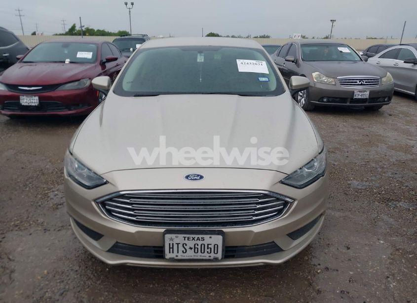 Photo 12 of 2017 Ford Fusion S (VIN 3FA6P0G78HR104794)