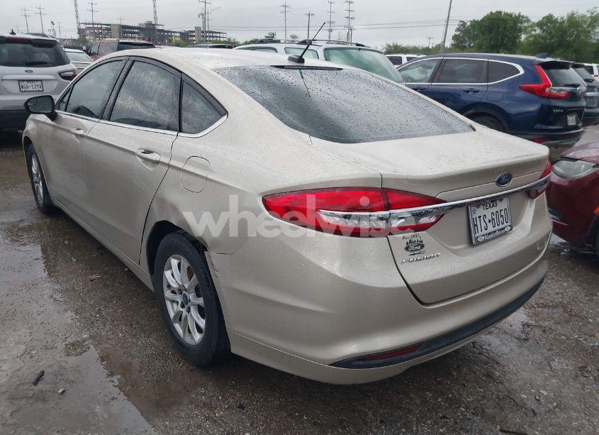 Photo 3 of 2017 Ford Fusion S (VIN 3FA6P0G78HR104794)