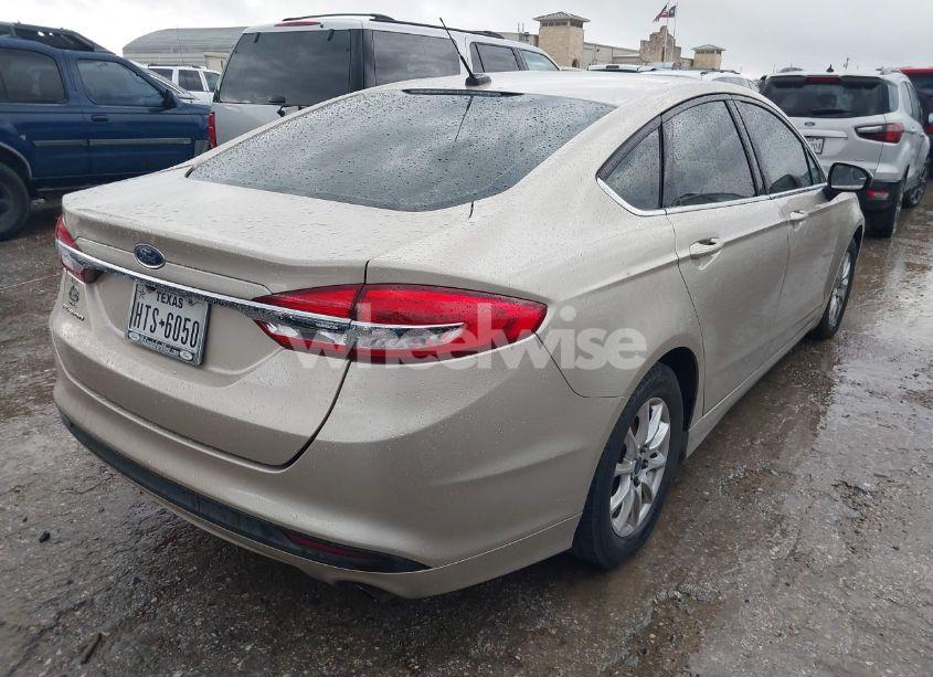 Photo 4 of 2017 Ford Fusion S (VIN 3FA6P0G78HR104794)
