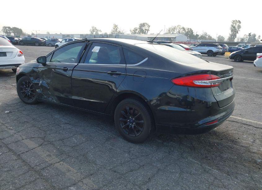 Photo 3 of 2017 Ford Fusion S (VIN 3FA6P0G78HR109400)