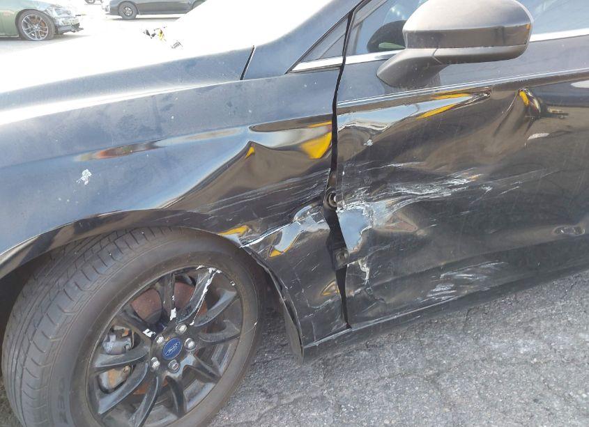 Photo 6 of 2017 Ford Fusion S (VIN 3FA6P0G78HR109400)