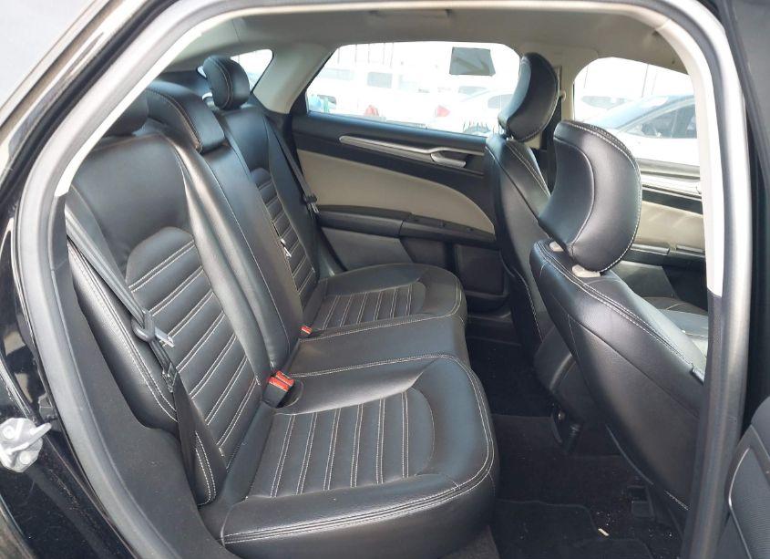 Photo 8 of 2017 Ford Fusion S (VIN 3FA6P0G78HR109400)