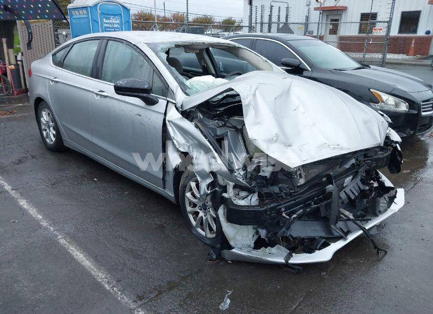 2017 Ford Fusion S (VIN 3FA6P0G78HR340202) main photo