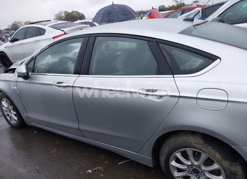 Photo 13 of 2017 Ford Fusion S (VIN 3FA6P0G78HR340202)