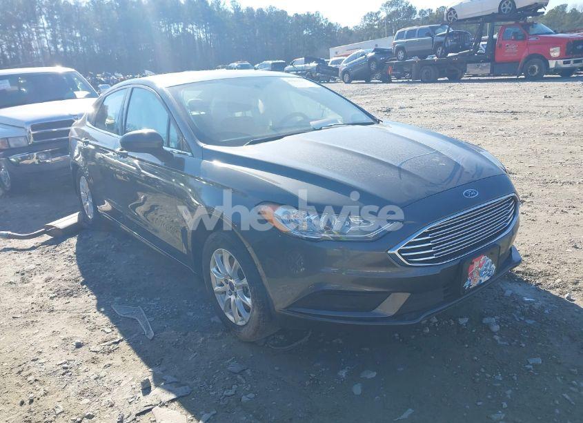 2017 Ford Fusion S (VIN 3FA6P0G78HR369523) main photo