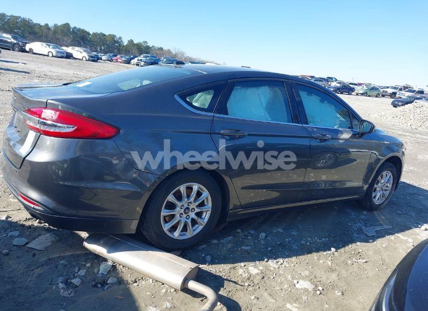 Photo 13 of 2017 Ford Fusion S (VIN 3FA6P0G78HR369523)