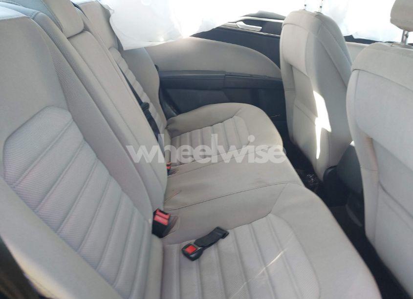 Photo 8 of 2017 Ford Fusion S (VIN 3FA6P0G78HR369523)