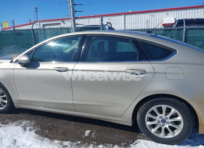 Photo 14 of 2018 Ford Fusion S (VIN 3FA6P0G78JR149207)