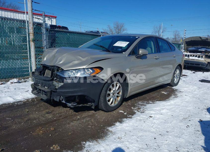 Photo 2 of 2018 Ford Fusion S (VIN 3FA6P0G78JR149207)