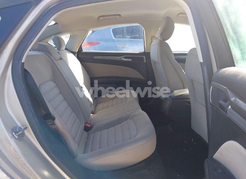 Photo 8 of 2018 Ford Fusion S (VIN 3FA6P0G78JR149207)