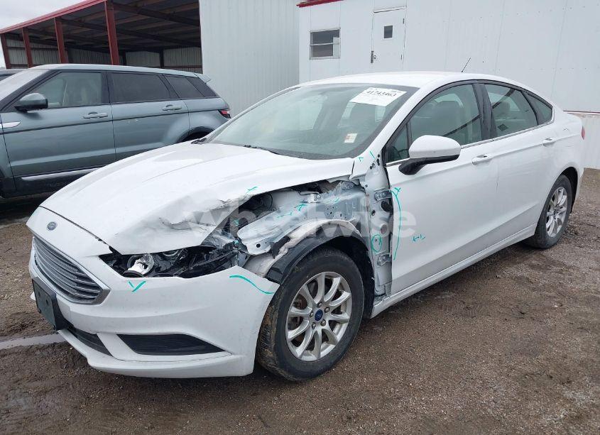 Photo 2 of 2018 Ford Fusion S (VIN 3FA6P0G78JR240588)