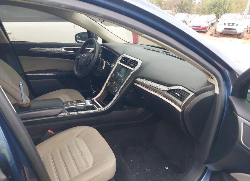 Photo 5 of 2018 Ford Fusion S (VIN 3FA6P0G78JR265538)