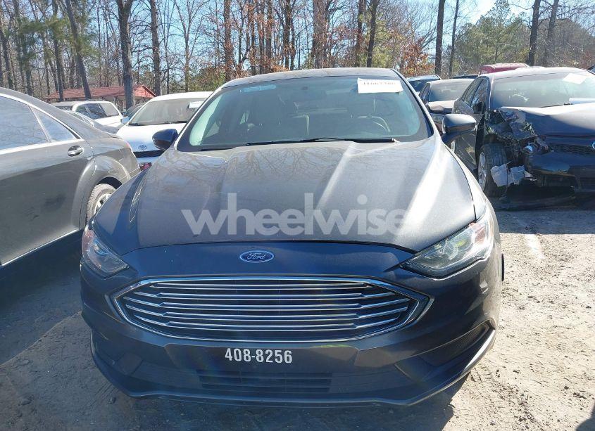 Photo 12 of 2018 Ford Fusion S (VIN 3FA6P0G78JR273378)