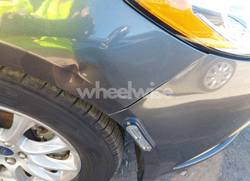 Photo 6 of 2018 Ford Fusion S (VIN 3FA6P0G78JR273378)