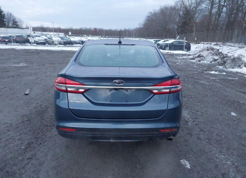 Photo 16 of 2018 Ford Fusion S (VIN 3FA6P0G78JR275874)