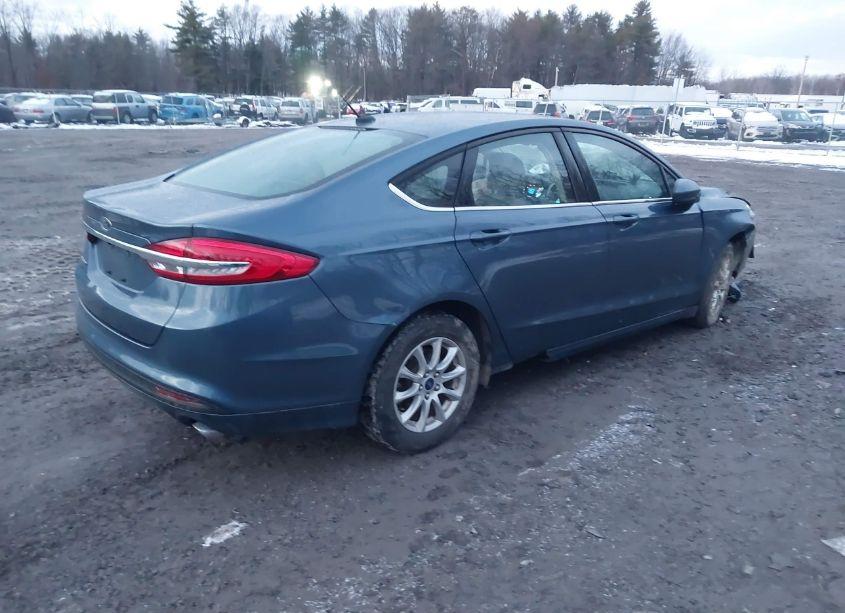 Photo 4 of 2018 Ford Fusion S (VIN 3FA6P0G78JR275874)