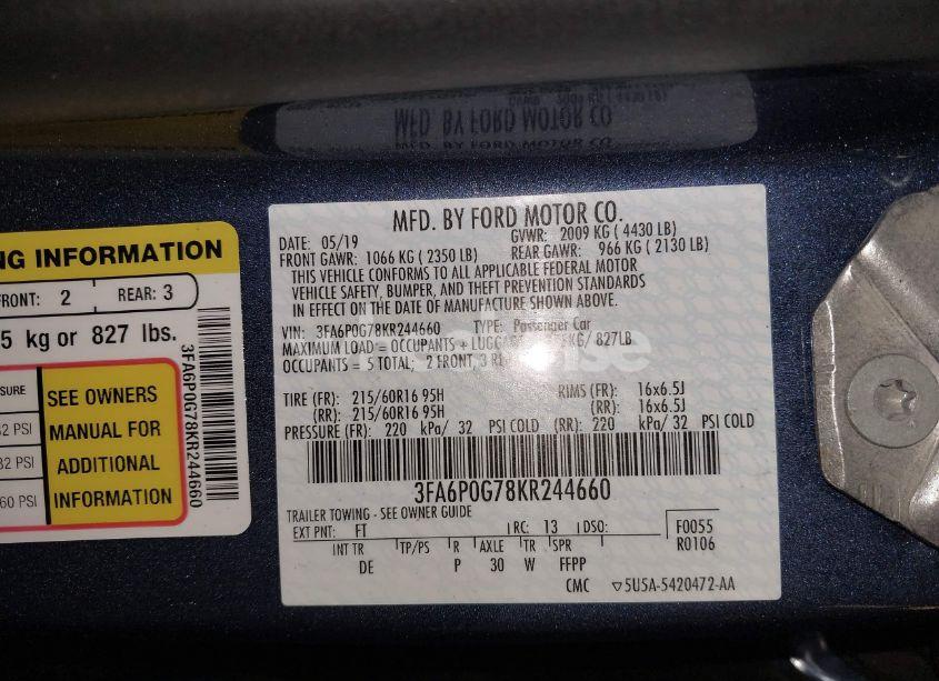 Photo 9 of 2019 Ford Fusion S (VIN 3FA6P0G78KR244660)