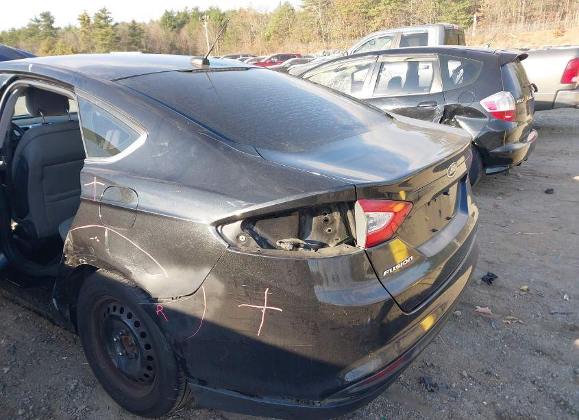 Photo 6 of 2013 Ford Fusion S (VIN 3FA6P0G79DR146059)