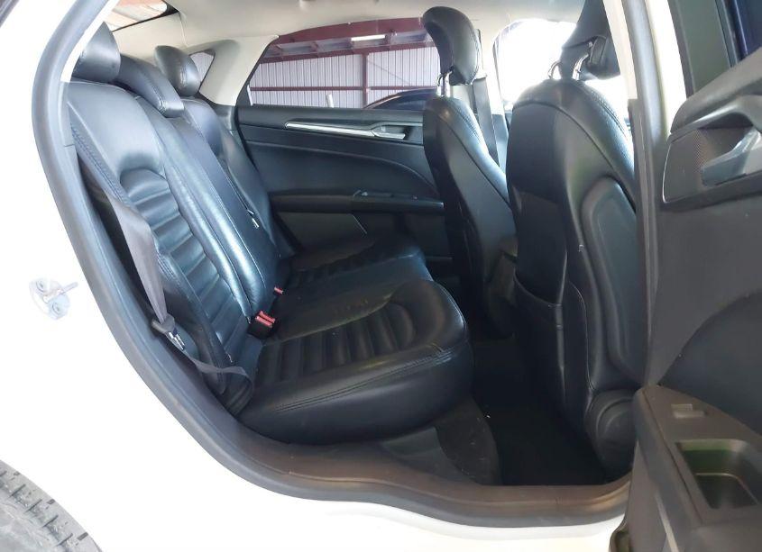 Photo 8 of 2014 Ford Fusion S (VIN 3FA6P0G79ER158858)