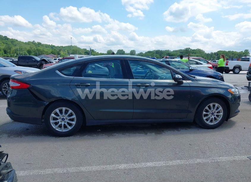Photo 13 of 2015 Ford Fusion S (VIN 3FA6P0G79FR104574)